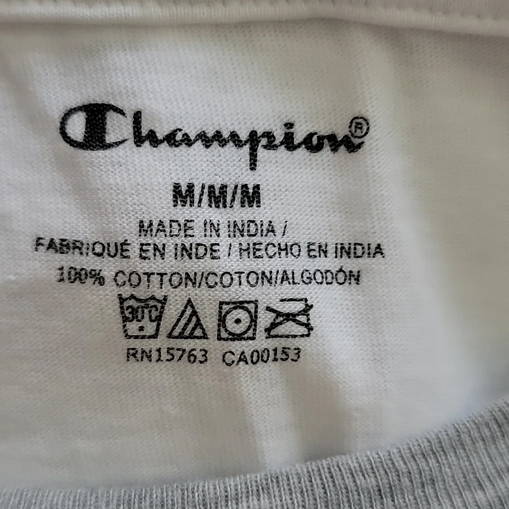 Champion Men's Medium T-shirt - Picture 2 of 2